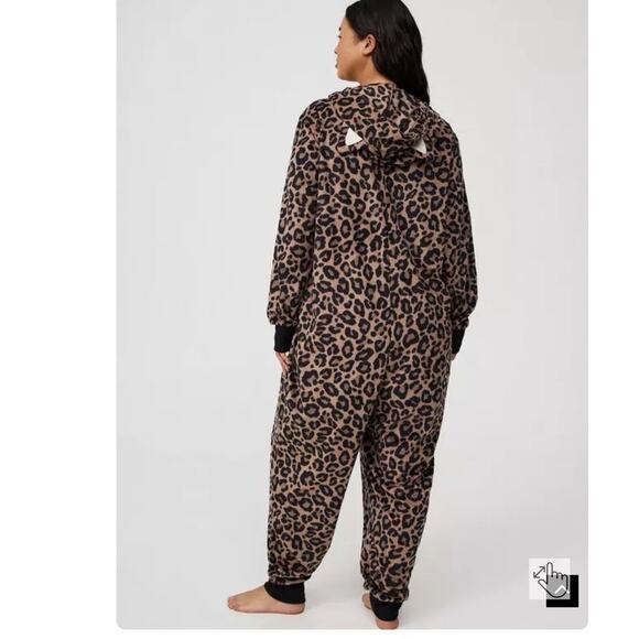 Torrid 1X/2X Leopard Cat w/Ears Punk Goth Hooded One Piece Union Suit Pajamas - Picture 3 of 3